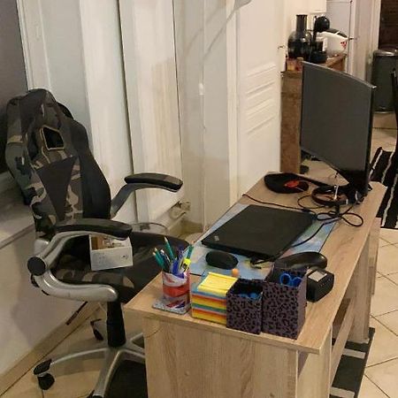 Chambre D'Hote คัลลูร์ เอต์ คูร์เย ภายนอก รูปภาพ